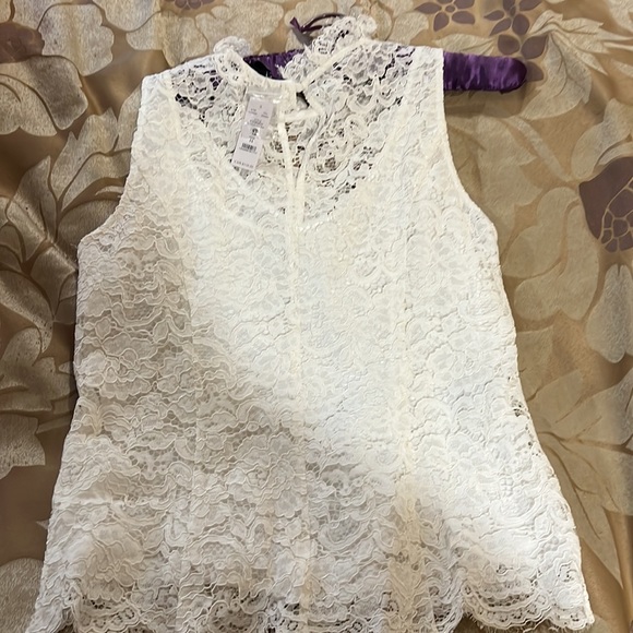 White lace peplum blouse - Picture 3 of 6
